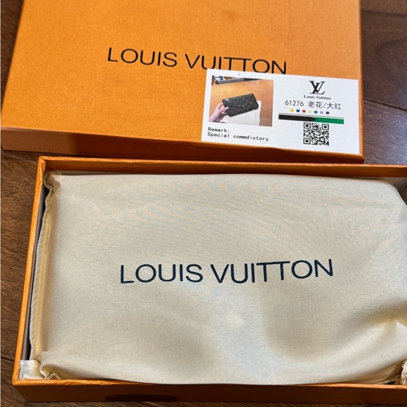 NIB Designer Inspired Classic Monogram Crossbody Bag - Picture 15 of 16